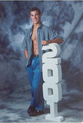 huskerwrestl3.jpg